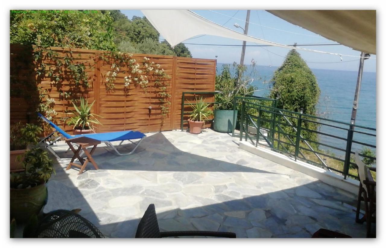 Kamari Guesthouse Keramídhion 外观 照片