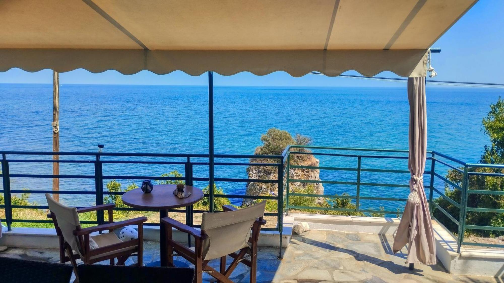 Kamari Guesthouse Keramídhion 外观 照片