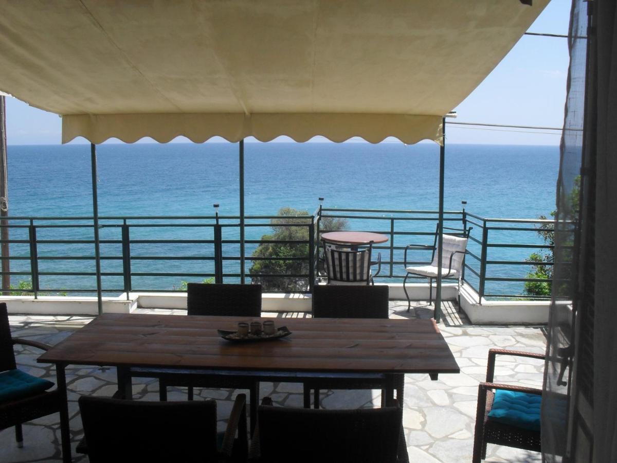 Kamari Guesthouse Keramídhion 外观 照片